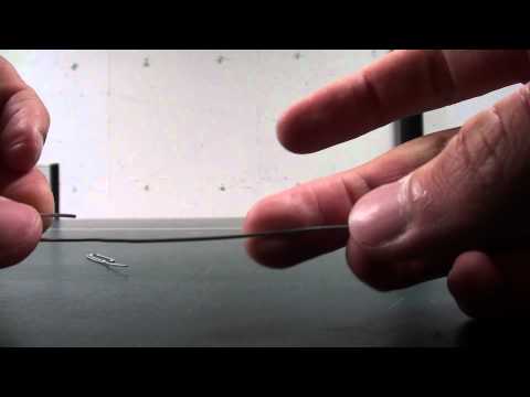 how to unlock a door with a paperclip