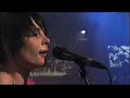 Nouvelle chanson du PPB, interprétée le 21 Mai 2009 à Musique Plus. Petite merveille en super qualité son. Source : musiqueplus.com Lyrics de la chanson (aussi sur http ) ~ You might not wanna try to fly anymore Touched your painful wings, cleaned up the blood it helped but did not cure Many times you saw me falling down from the nest and get back on my feet I saw you lyin' on the ground Life's not fair Don't let them say you're weak Cause you're a good guy and a smart guy you'll find your ...