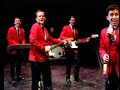 audrey rockman conducts a bus tour of jersey places associated with frankie valli and the 4 seasons