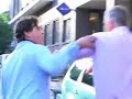 peter r de vries krijgt schop onder zn hol billekoek