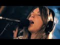 Bekijk muziek clip van J met Go Do