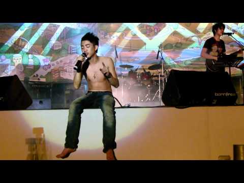 20110812 - 謝和弦2011新北市水岸音樂祭- 柳樹下