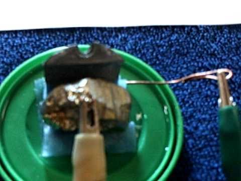 how to dissolve iron pyrite