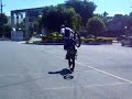 empinando moto de costas drope brasil. empinando moto de costas drope brasil.