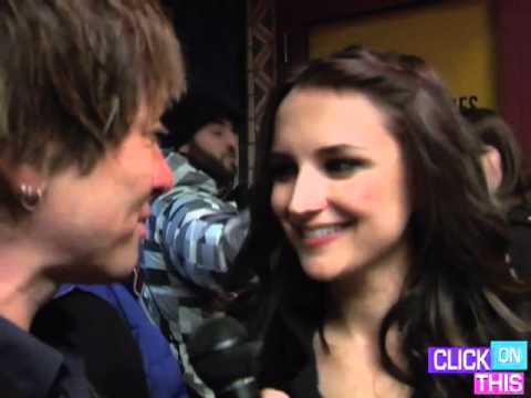 Rachael Leigh Cook