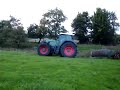Fendt 926 am Baumstamm zeihen Fendt 926 am Baumstamm zeihen