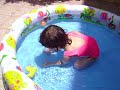 Gracia en su Piscina de Llantitas 2
