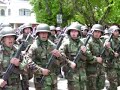 Regimiento Chacabuco desfila cantando en Plaza de Ca�ete