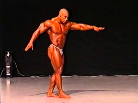 levrone - Kevin Levrone (Maryland Muscle Machine) posing during 1997 Grand Prix.