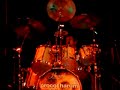 a few seconds of mark brzezicki playing 