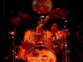 a few seconds of mark brzezicki playing 