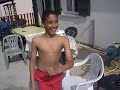 sisi mon fiston il danse bien ken mm krkrk!
d barre ce pti ken il s'y met 
sisi fiston jte love mon pti