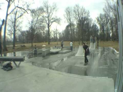 BMX BIKES TRICKS STUNTS CRASHES