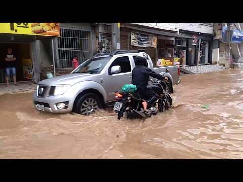 Indo trabalhar não acredito 15minutos de chuvas fica um rio