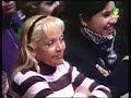 CAIRE LA SACA LA POLLERITA A UNA BAILARINA CON LOS DIENTES !
