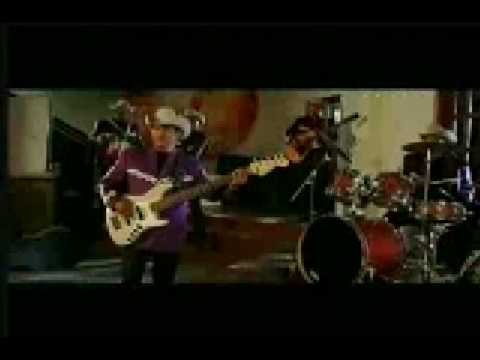 Vagon Chicano La Moneda (video)
