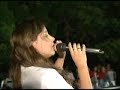 JULIANNE LOUVANDO EM ALGUMAS CONGREGAÇÕES