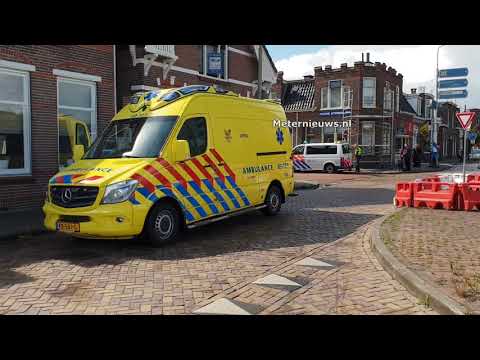 Scooterrijder gewond bij ongeluk in Assen. Scooterrijder gewond bij ongeluk in Assen.