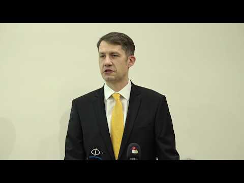 Átadták a Híd Kulturális Alapítvány felújított székházát Zentán-cover