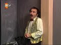 Gaffur-Burhan Hindiyi Kesmeye Calisiyor