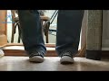Two legs walk in different way