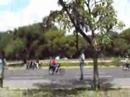 Chavistas intentando amedrentar a los estudiantes