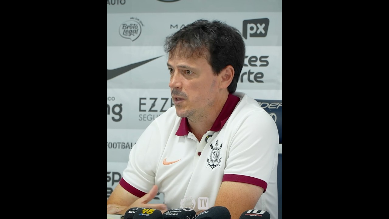 Fernando Diniz falou sobre a seriedade necessária para encarar o Barra como primeiro adversário.