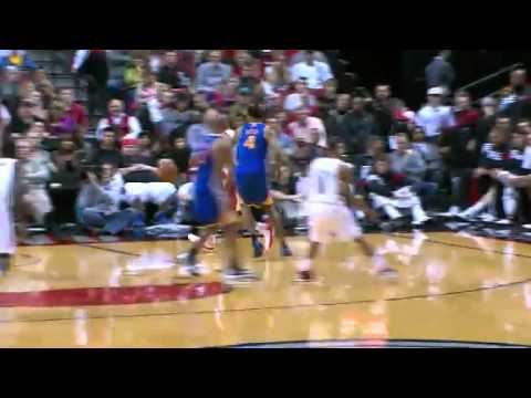 Beautiful backdoor pass from Damian Lillard to Nicolas Batum