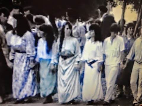 ustikolina - Srpski svatovi na BAJRAM u kolu 1986 I Teferič1989:-u Jabuci Narodna Muzika Hrvatska Crna Gora Bosna Srbija Uživo Živinice Žepče Svadba Svadbe Zvornik Zenica...