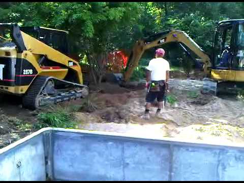 LD Site Prep Moving the Dogwood1