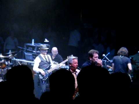 Huey Lewis and the News