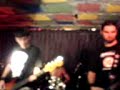 a filmagem t� meio tosca, mas d� pra sacar um pouco!!!

sou guitarrista das bandas:
skindoll - grunge (www.skindoll.net)
mortom - metal nervoso

influ�ncias:
viol�o: baden powell, chiquinho tim�teo, chico buarque, toquinho, andr� geraissati.

guitarra: dimebag darrel, tom morello, dave navarro, wes borland, andreas kisser, kerry king, munky/head, daron malakian, stephen carpenter, jerry cantrel, mike mccready/stone gossard, adam jones, billy howerdel, james hatfield.

bandas favoritas:
grunge: skindoll, pearl jam, nirvana, soudgarden, alice in chains, diesel/udora, temple of the dog, stone temple pilots, samshing pumpkings, mad season, days of the new, silverchair, bush, foo figthers.

metal: mortom, urbantrap, pantera, slayer, metallica, sepultura, down, eminence, corrosion of conformity, machine head, marilyn manson, black label society, ozzy, stuck mojo.

new metal: korn, mudvayne, deftones, system of a down, limp bizkit, drowning pool.

outros: a perfect circle, helmet, tool, tad, rage against the machine, red hot chili peppers, tantric, faith no more.
