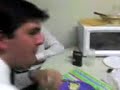 Cena y embole en la sala (de descanso)
