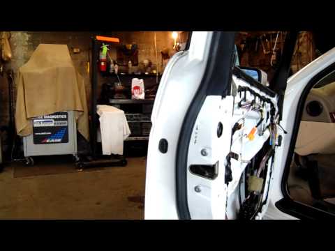 how to remove door handle