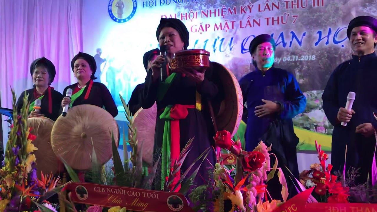 GIAO LƯU NGƯỜI QUAN HỌ