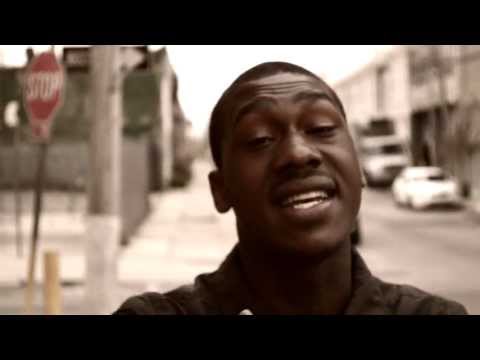 ofiicial - Yizz Raw - Real Shit Ofiicial Video Grand Marq Entertainment www.getchaweightup.com Shot By @Makinmoves215.