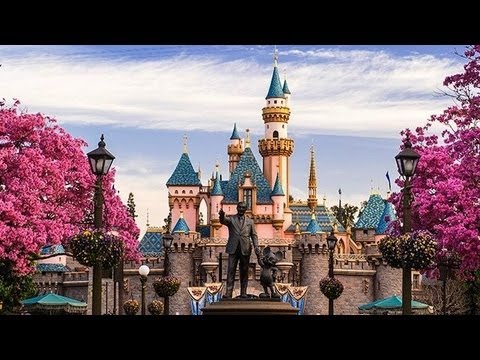 ♥♥ Visiting Disneyland