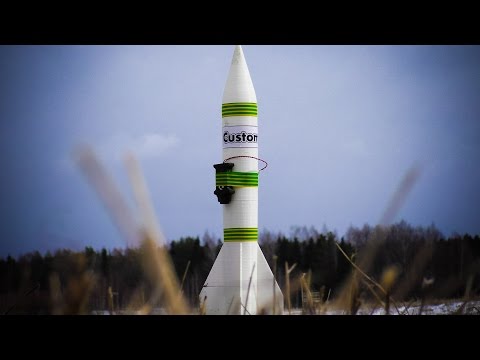 Запустили самодельную ракету Запустили самодельную ракету