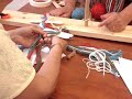 Enseignement de la technique \"Fl�ch� et tressage aux doigts\" - Biblio Odanak