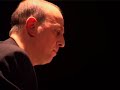 agust� fern�ndez -- piano?
barry guy -- double bass?
ram�n l�pez -- drums and percussion


think agust� fernandez meets barry guy and you're probably thinking of the kind of deluge of molten lava that characterised the spanish pianist's volcanic contribution to guy's oort-entropy back in 2005, or his spectacular scrap with mats gustafsson on critical mass. add wildcard dynamo percussionist ram�n l�pez to the mix and you've got all the makings of a fire music trio of epic proportions, right?

recorded at jazzclub moods, zurich, march 16, 2007.
cameras, editing and dvd-production: j�rg and marianne rufer.
audioengineer: willy srehler, klangdach.
a dingo and fox production

�2008, maya recordings

for more information see:
www.maya-recordings.com
www.intaktrec.ch