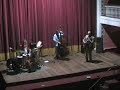 the john stein trio, with frank herzberg and z� eduardo nazario, live in pouso alegre, brazil.
http://johnstein.com/

john stein, guitar
frank herzberg, acoustic bass
z� eduardo nazario, drums