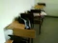 checo patea mochila xD