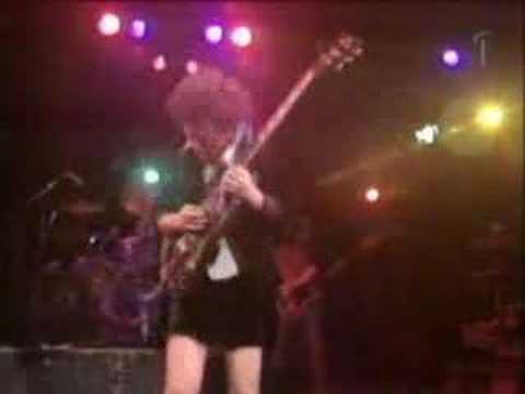 AC/DC In Concert 77' (Part 2)