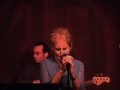 liz callaway performs 
