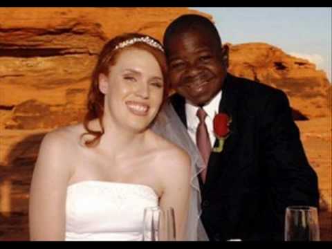 Esposa de Gary Coleman se resistió a ayudarlo “porque había mucha sangre”