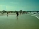 Cris cae en Skim Board ( a la playa!)
