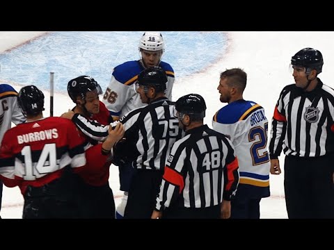 Video: After scrum Mark Borowiecki enraged did Kyle Brodziak bite him?
