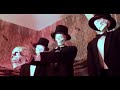 Sindy Skinless and the Decomposers sing Scream Scream Scream