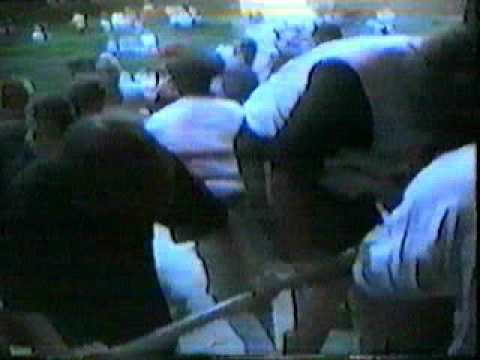 Tonnensturz - Tonnensturz - Alter Bums Nix Meine Frau (live Rugardbühne Bergen) Irgendwann Mitte der 1990er. Leider hat mein Videorekorder den nach dem Digitalisieren dies...