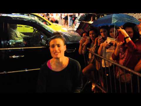 Idina Menzel – Ice Bucket Challenge